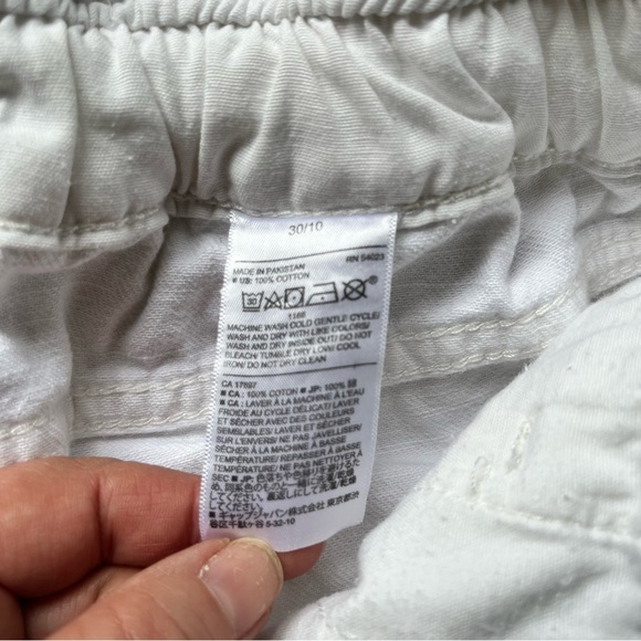 Banana Republic White Paperbag High Rise Denim Cuffed Shorts Size 30/10 - Picture 5 of 5